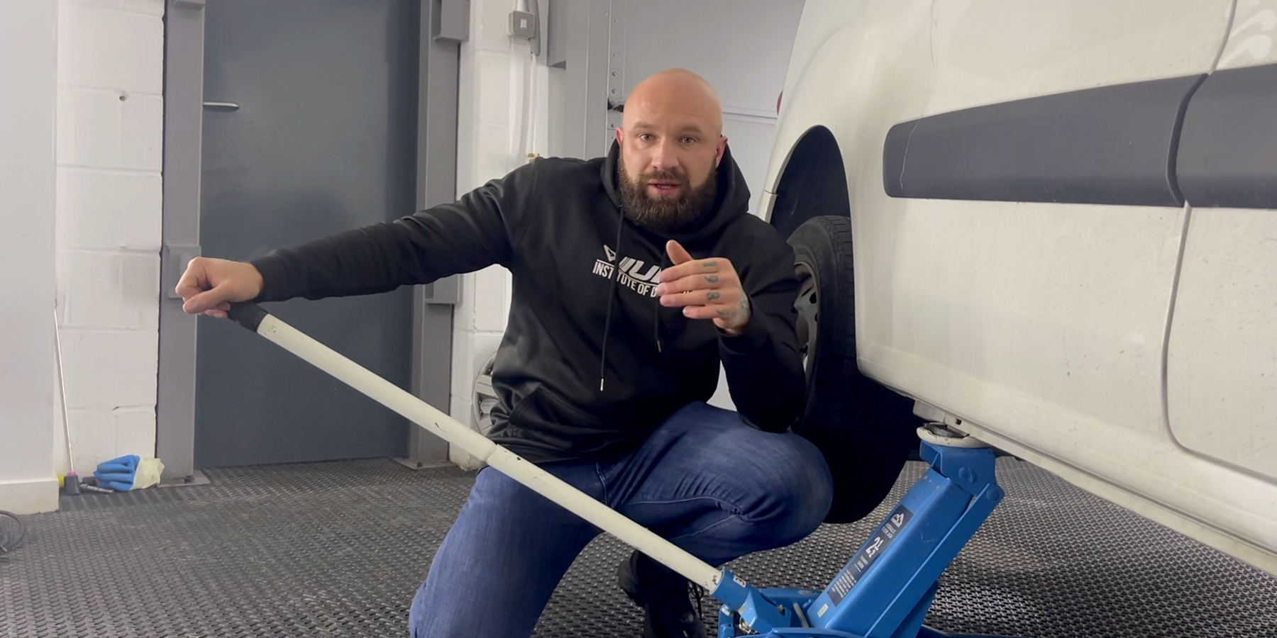 Mobile & Driveway Wheel Removal Package Hack
